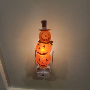 Seasons of Cannon Falls Halloween Fall Nightlight Pumpkin Trio Stacked Hat